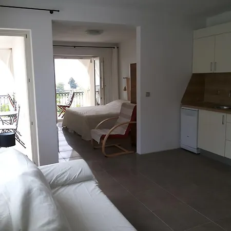 Dalmacija Gradac (Split-Dalmatia)